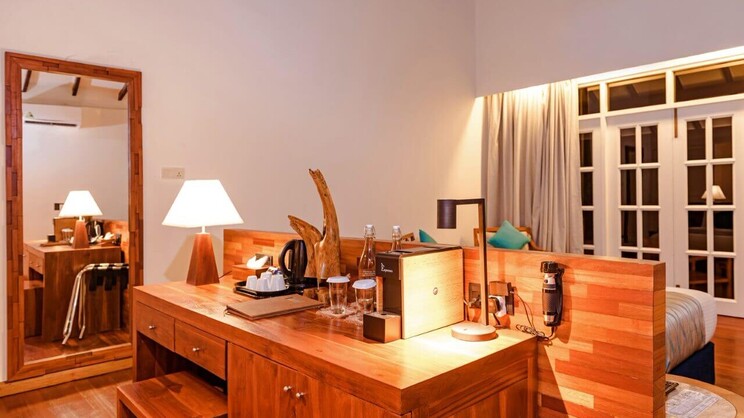 Sunset Deluxe Beach Villa